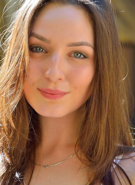 FTV Girls are pleased to offer you a free pictures featuring Brooke has an amazing body