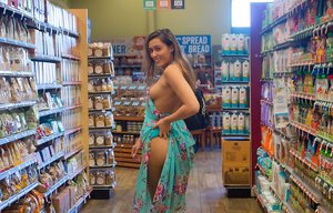 Zishy invites you to browse their xxx pictures with Anastasia Black showing beautiful body